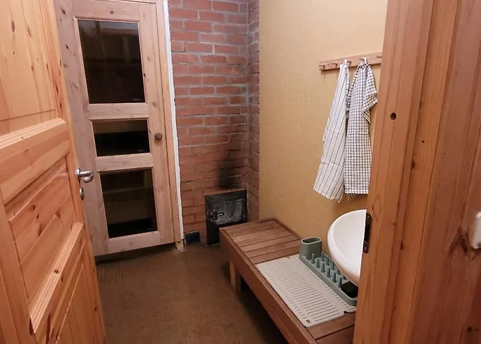 Nurmenuku Suvemaja * Reval